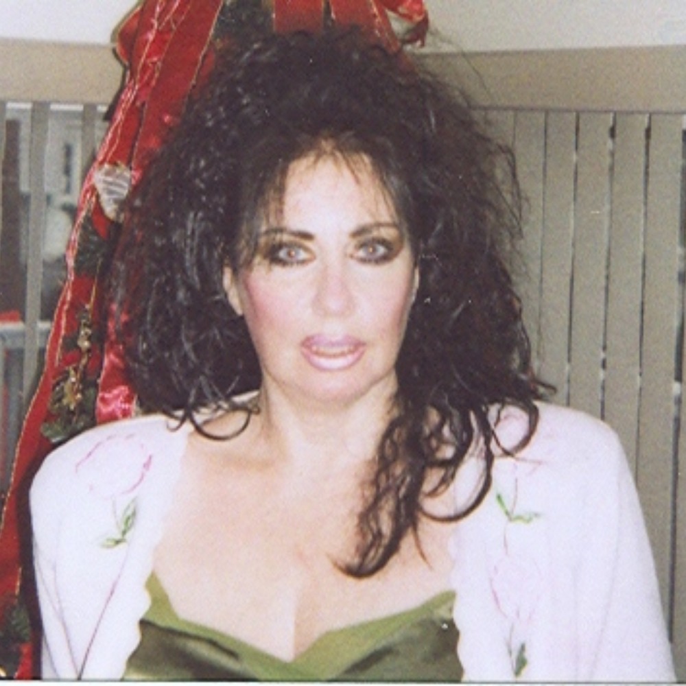 Meet your Posher, Joanna